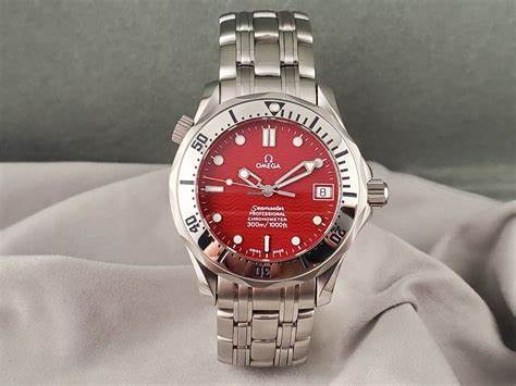 Omega Seamaster Red Dial Men 40MM - Image 4